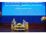Nguyên Phó Thủ tướng Đức nói về “Chuyển đổi xanh: cơ hội và thách thức”